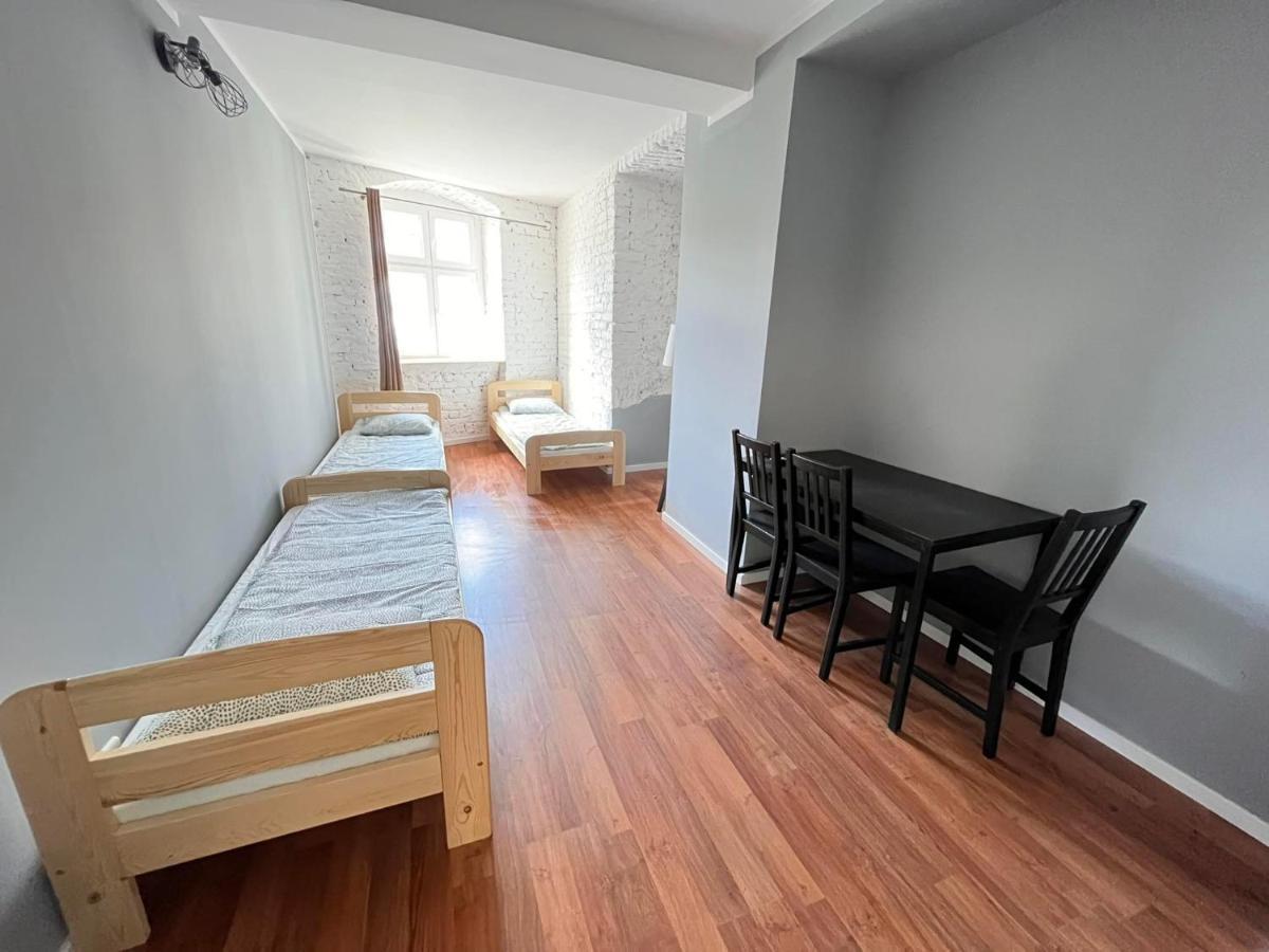 Hostel Woku Свебодзице Экстерьер фото