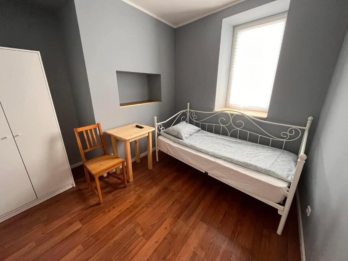 Hostel Woku Свебодзице Экстерьер фото